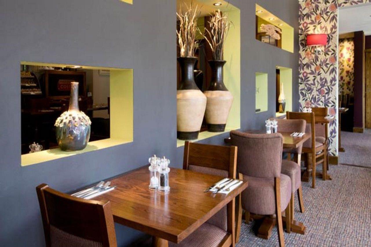Premier Inn Aberdeen Airport - Дайс Екстер'єр фото